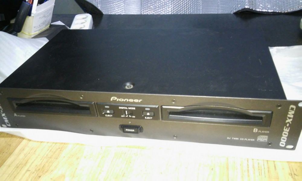 DJ-CD проигрыватель ( DJ-микшер) Pioneer CMX-3000