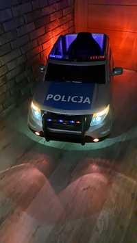 Policja auto na akumulator