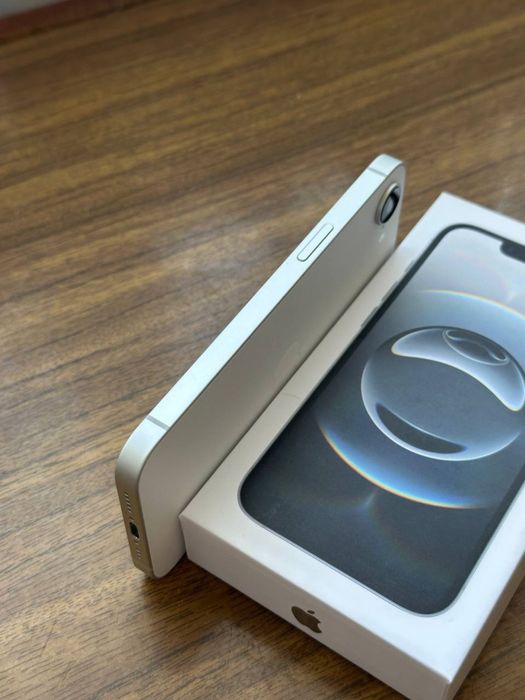 IPHONE 16e 128 Neverlock