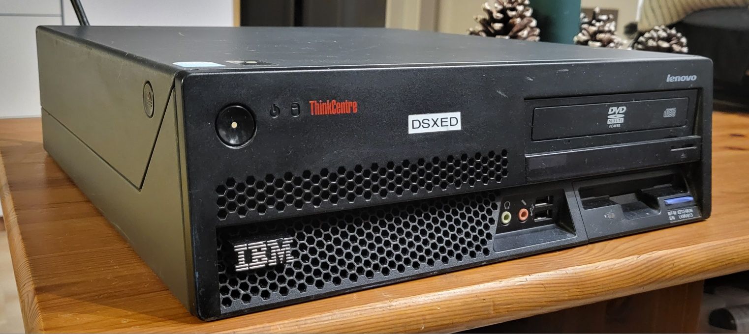 komputer IBM lenovo Intel Windows desktop