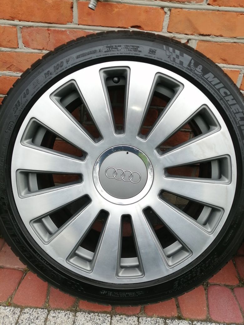 Audi  ladne proste felgi 19 cali plus opony 255/40 Michelin