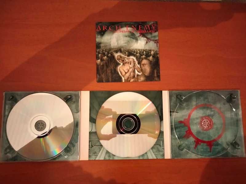 Arch Enemy – Anthems of Rebellion (Edição Original Digipack)