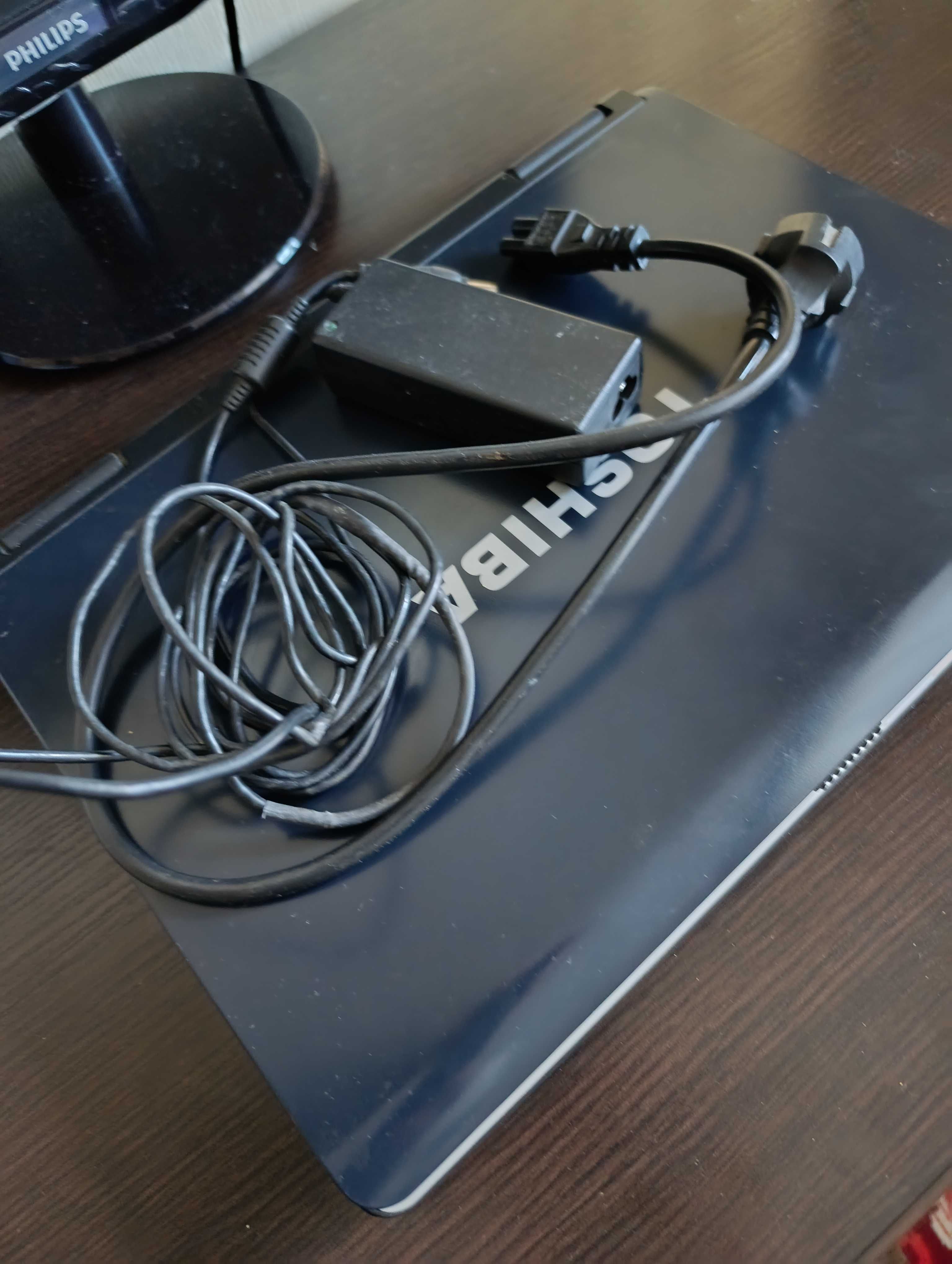 Ноутбук Toshiba Satellite L40-17U