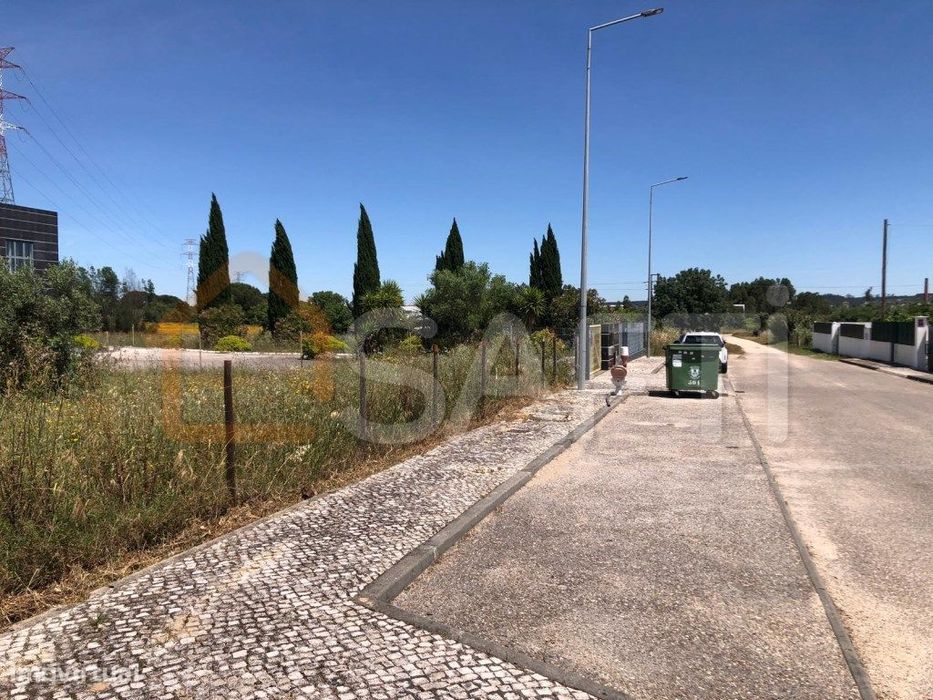 Terreno urbano com 2970 m2, em Nossa Senhora de Fátima, Entroncamen...