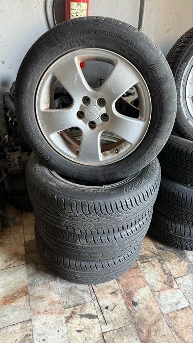 Motores e muito material para venda