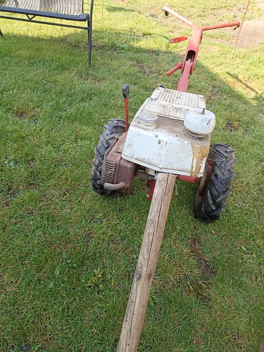 Sprzedam dzik traktorek gutbrod