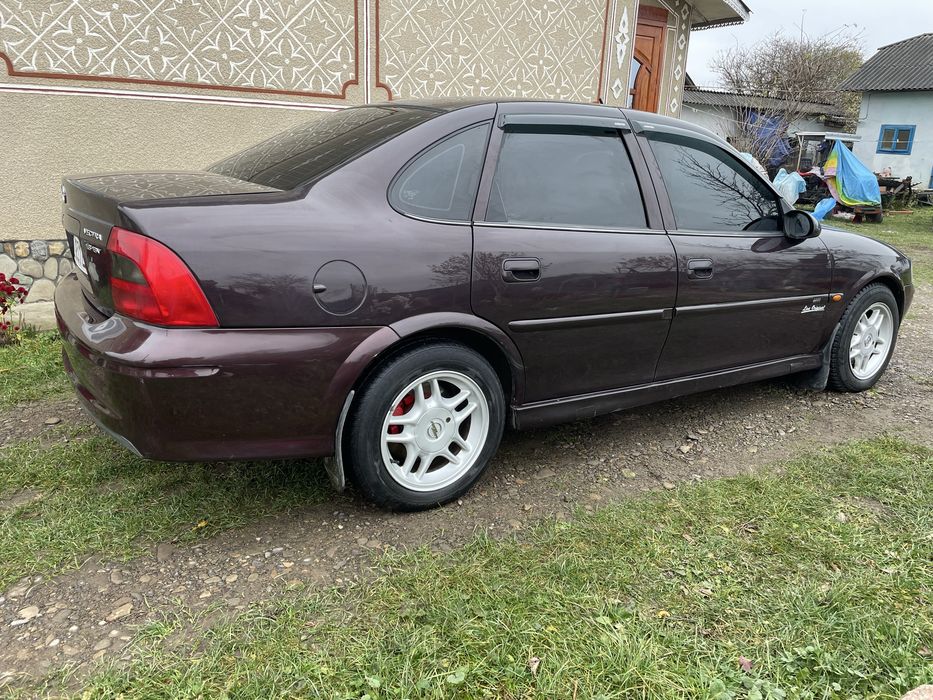 Продаєтся Opel Vectra b