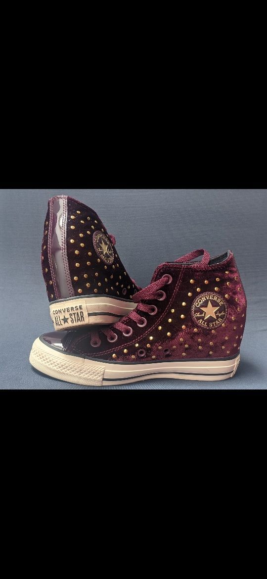 Rozmiar 37 Buty Converse Bordowe welurowe na koturnie