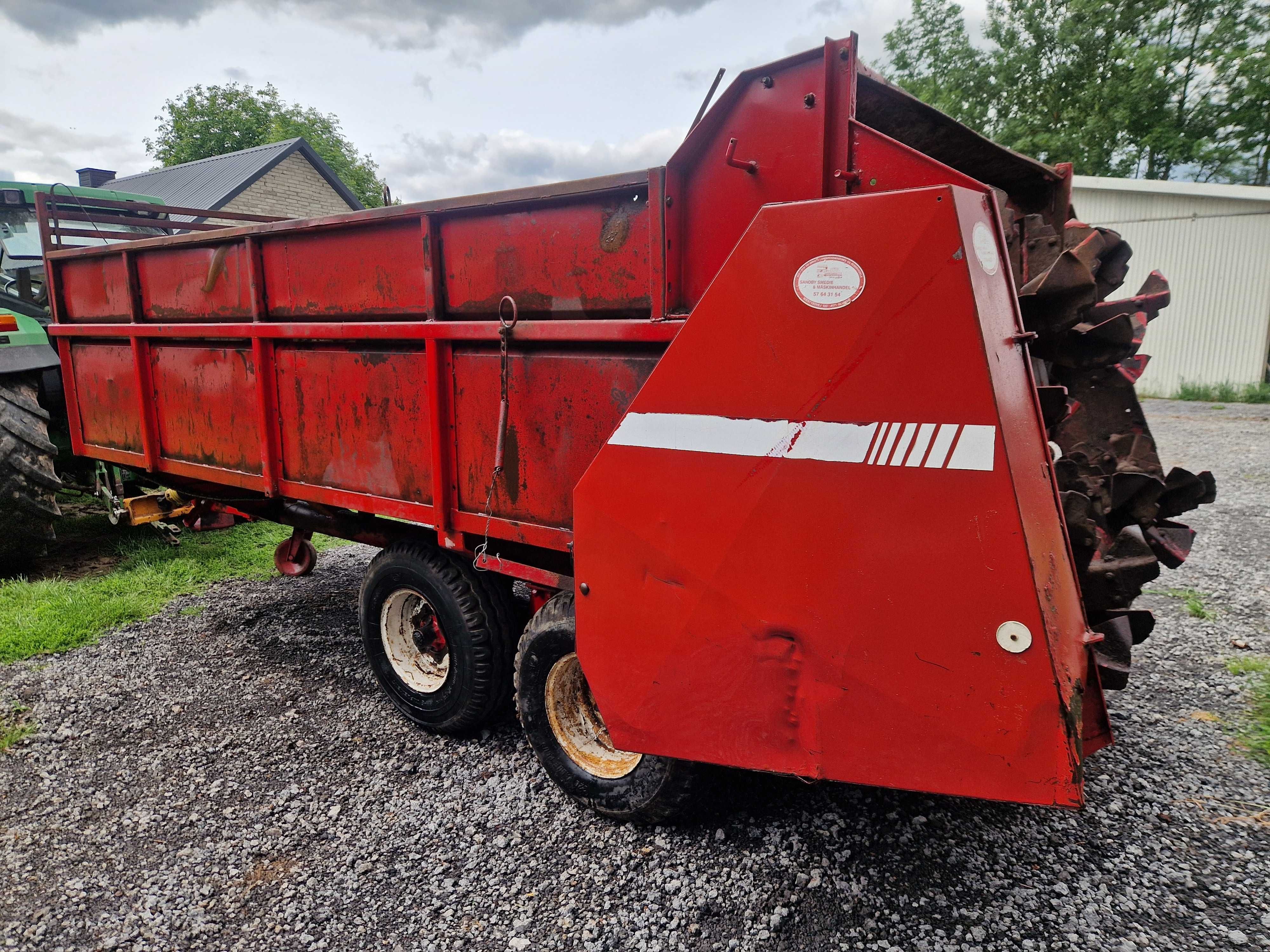 Rozrzutnik obornika TANDEM 8-10 TON 2 wałki sprowadzony