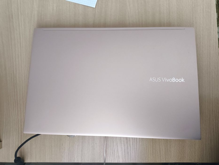Asus VivoBook 15