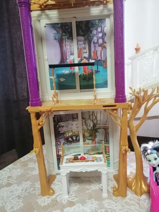 Ляльковий будинок, палац, замок-школа  After ever high, monster high