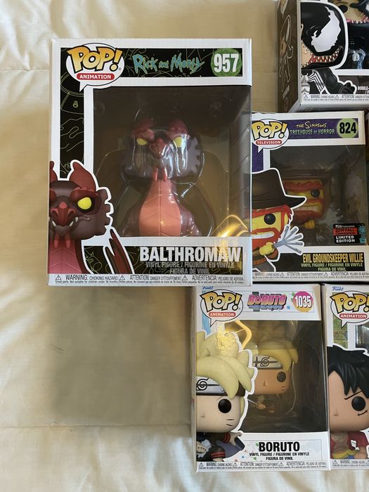 Funko Pops variados