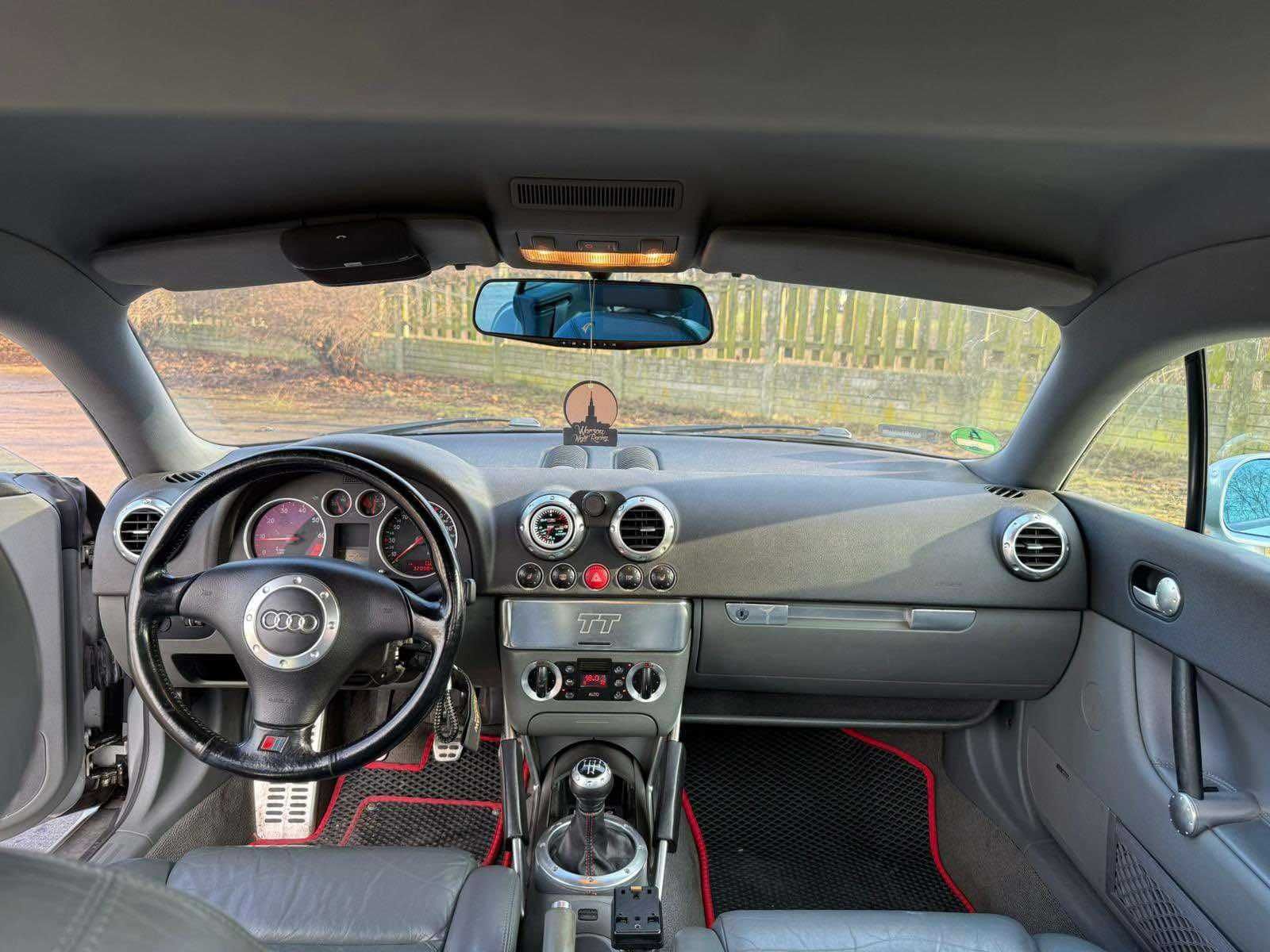 Sprzedam Audi TT 8N 1.8t FWD