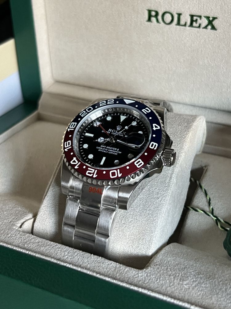 Rolex GMT Master ll “Pepsi”