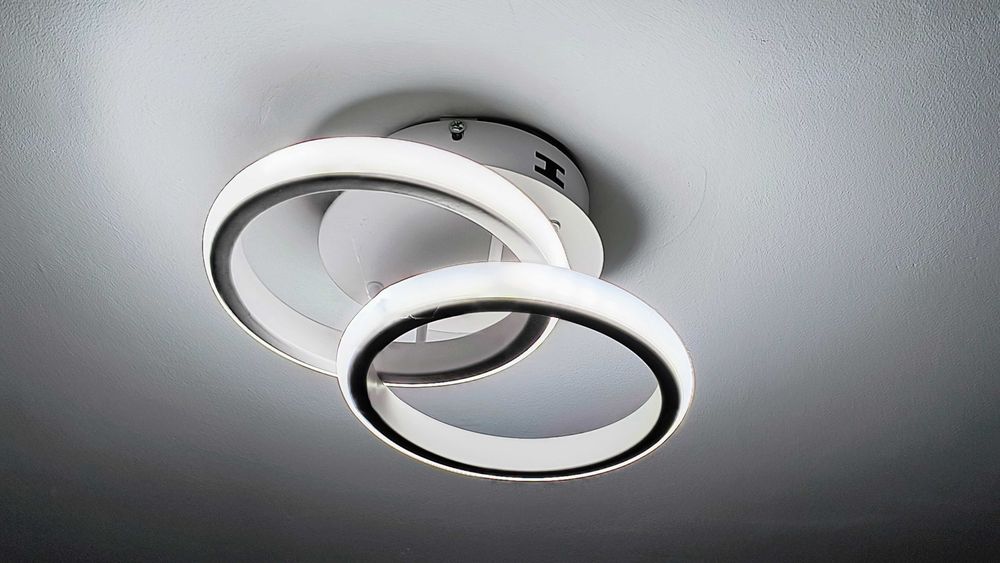 Plafon lampa dekoracyjna sufitowa 2 taśmy LED 20W. Stan BDB.