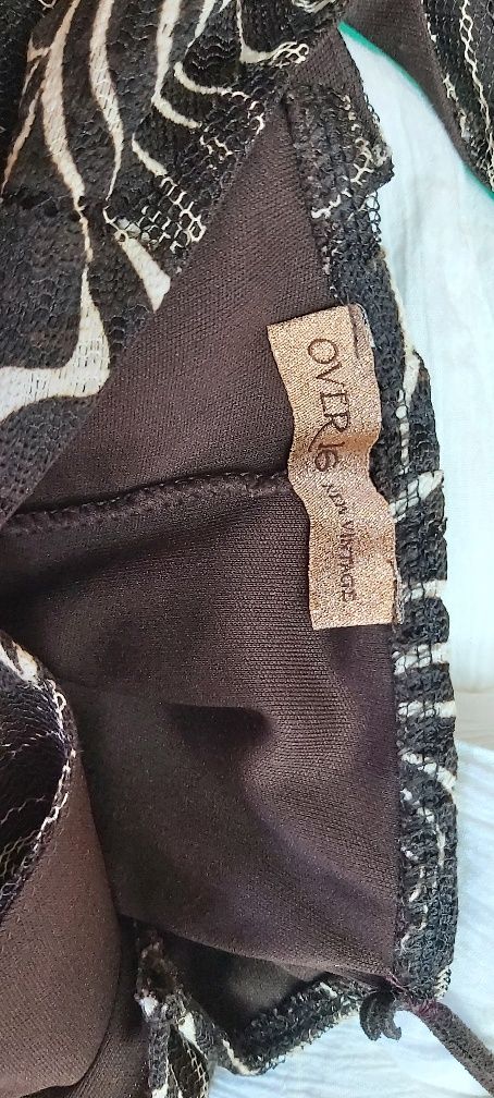 Vestido rendado com folhos tam 44