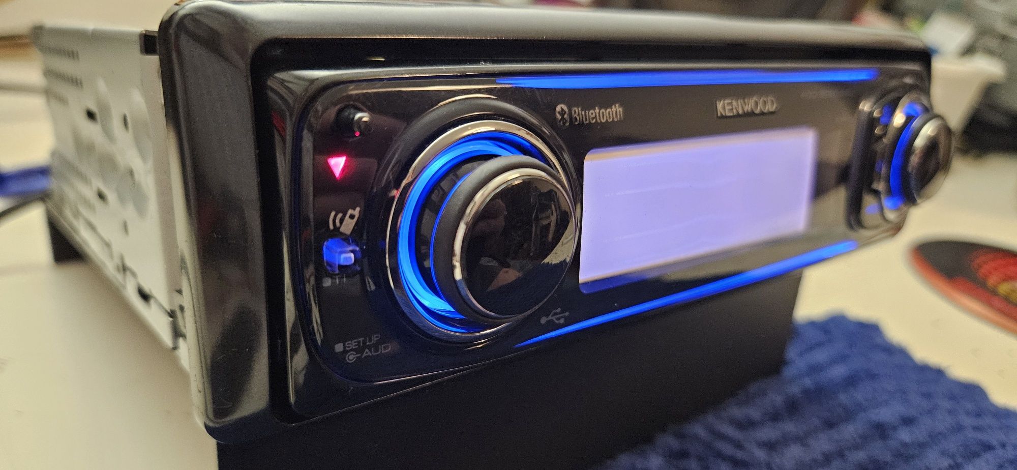 Kenwood KDC-BT8044U 3xRCA Bluetooth DSP DTA pilot