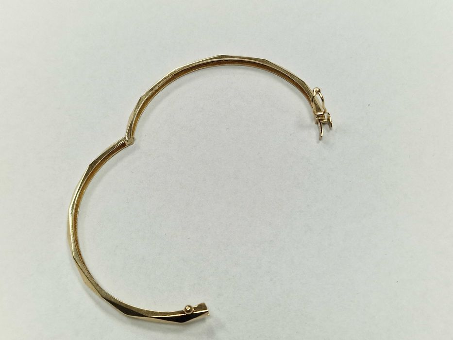 Złota bransoletka damska/ 585/ 7.11 gram/ od Apart/ Sztywna/ nowoczesn