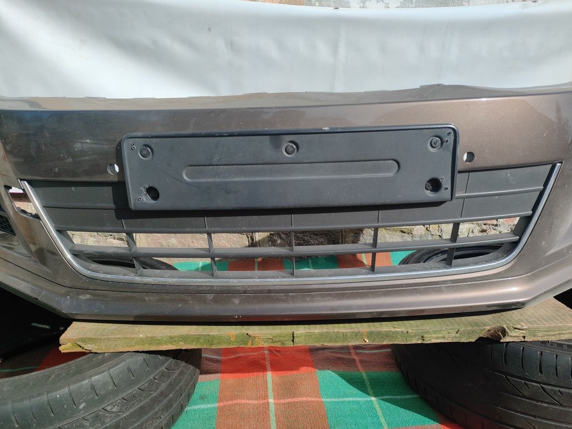 VW Tiguan 5N Lift Zderzak Przedni R-Line LC8Z