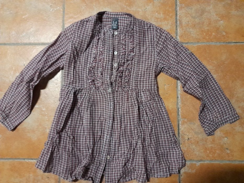 Roupa criança variada