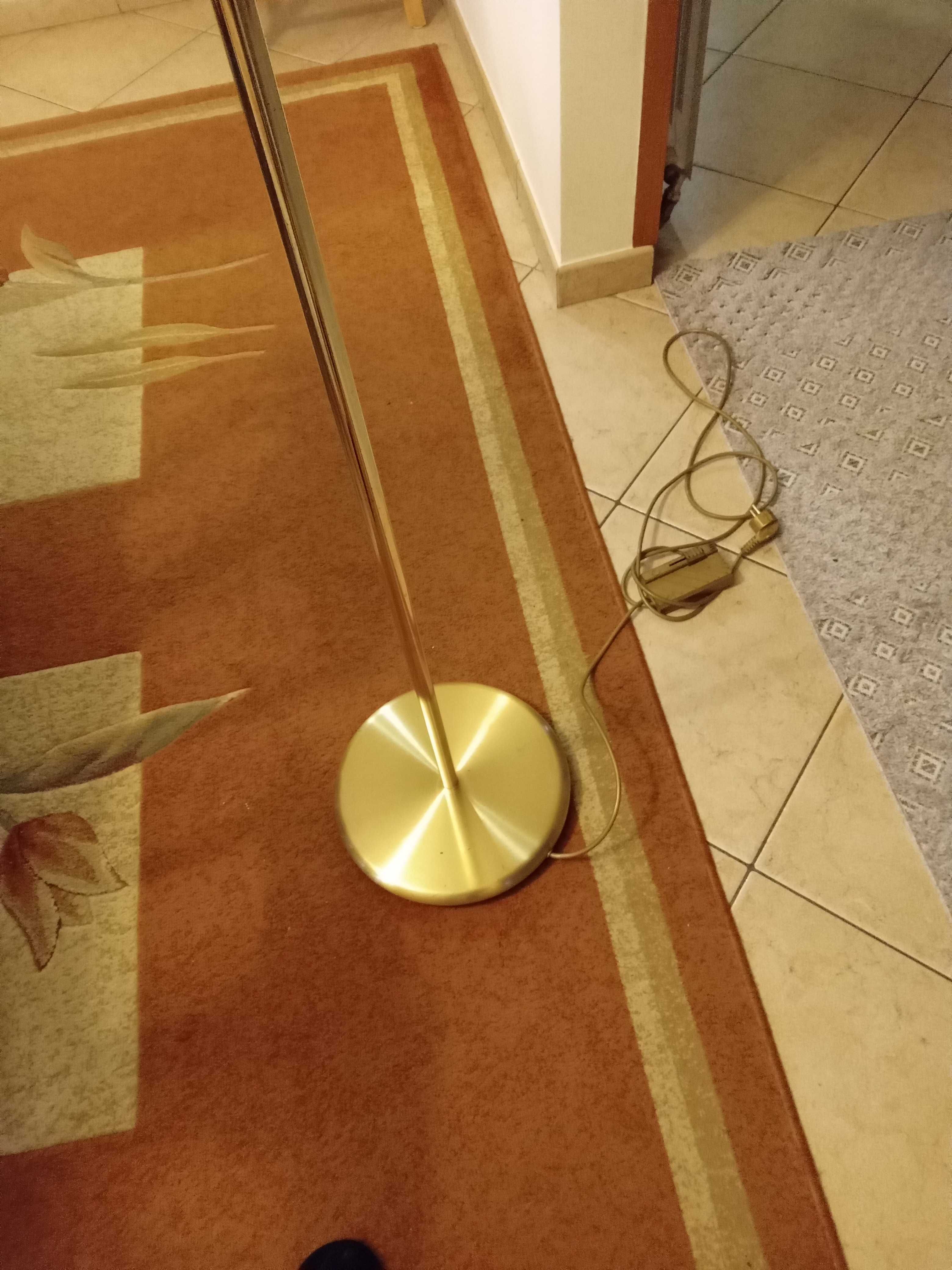 Lampa stojąca. Regulowana.