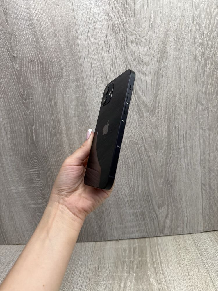 iPhone 12 64 GB iCloud заблокований