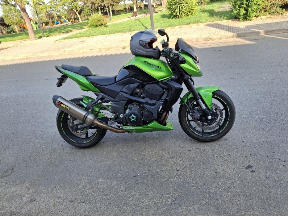 Kawasaki z 750 naked