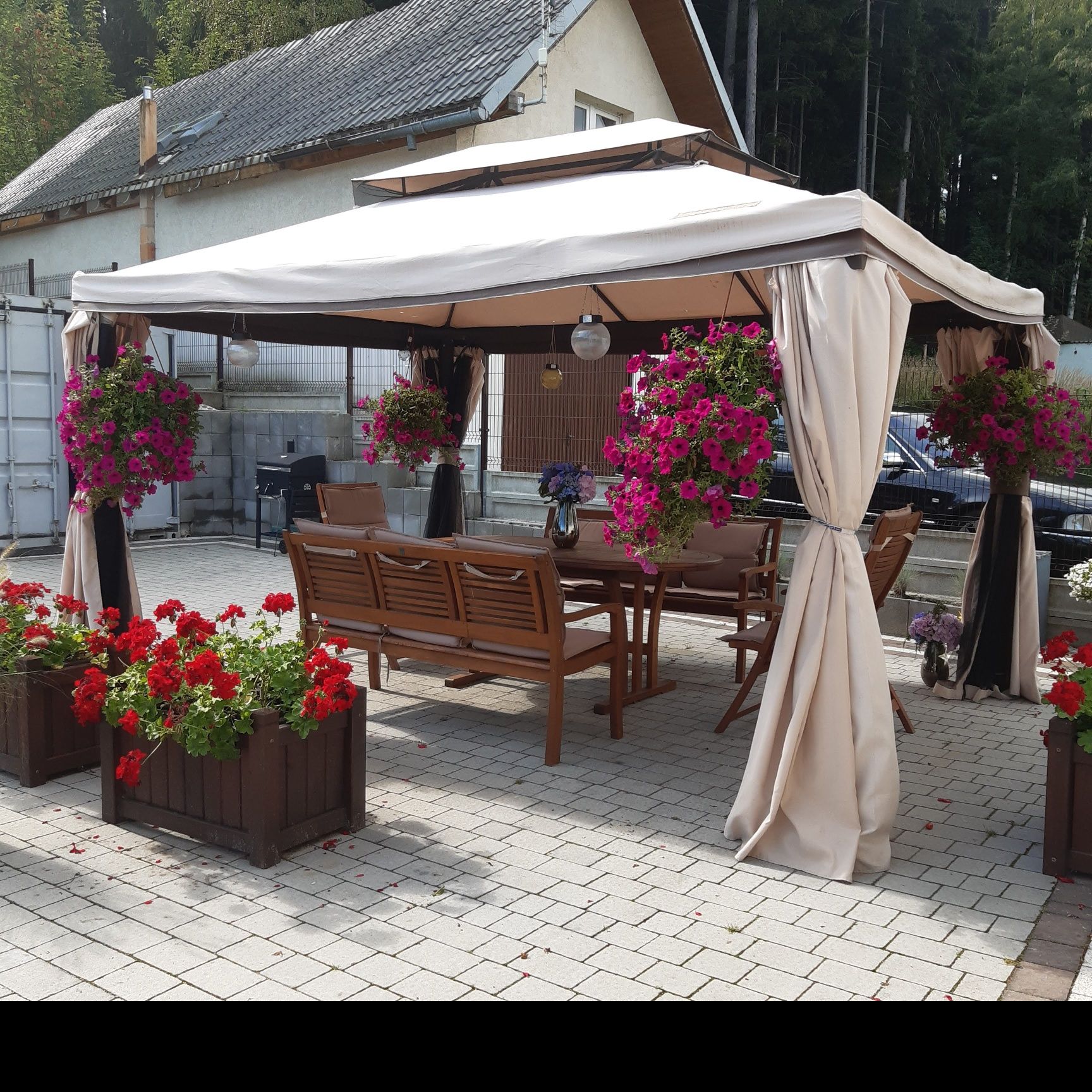 Dom na wynajem / zewnętrzne jacuzzi/6-12osób / panieński/ kawalerski
