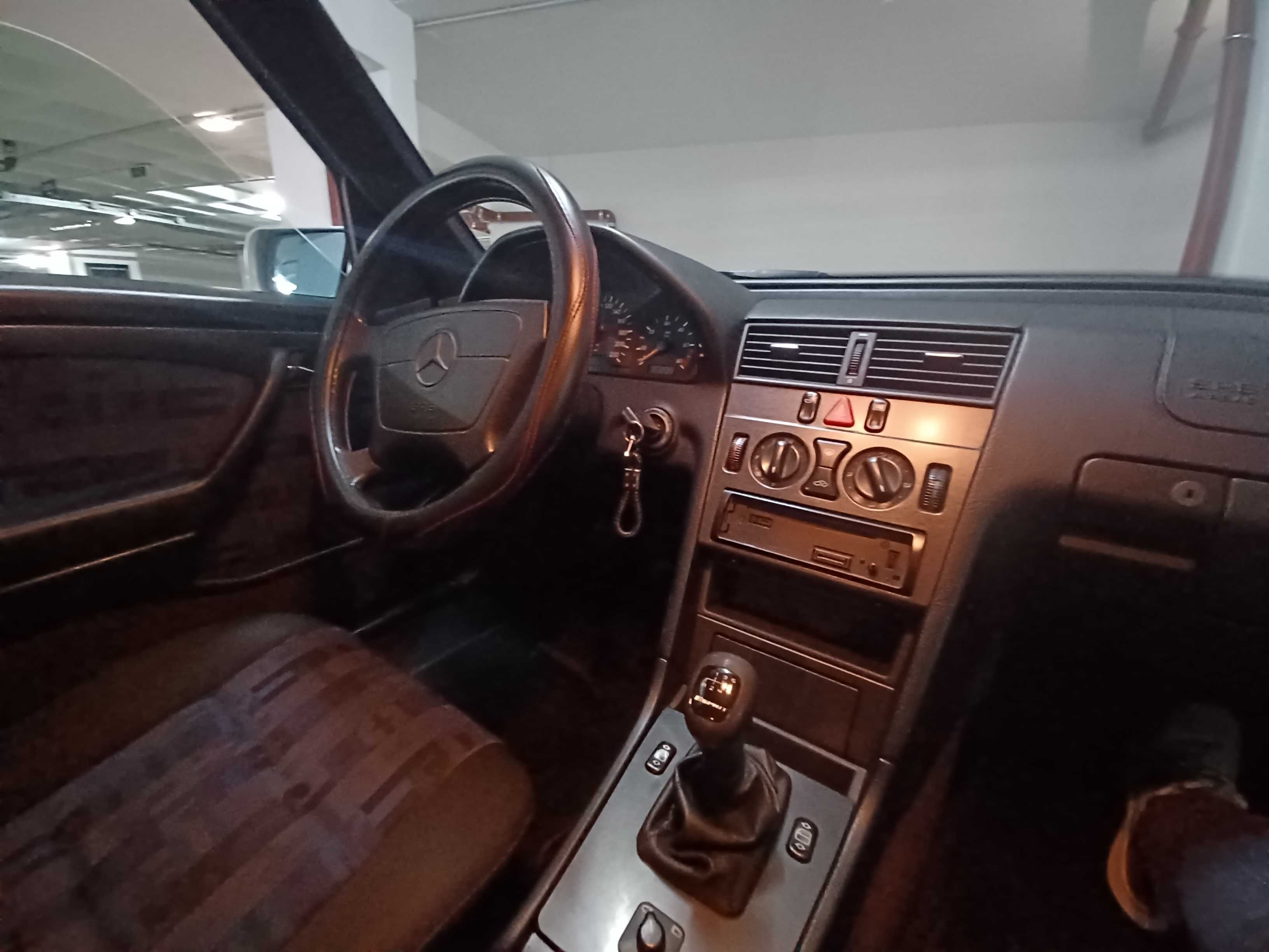 Mercedes Benz C220 spirit Diesel W202