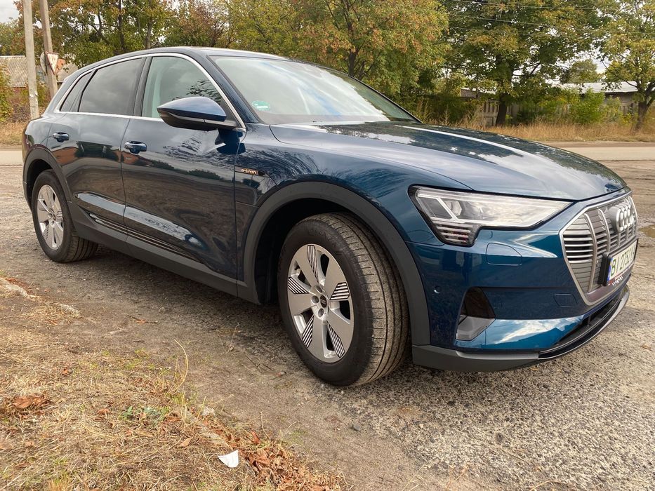 Audi e-tron 2022