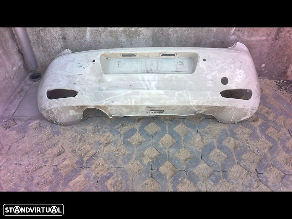 parachoque Fiat punto