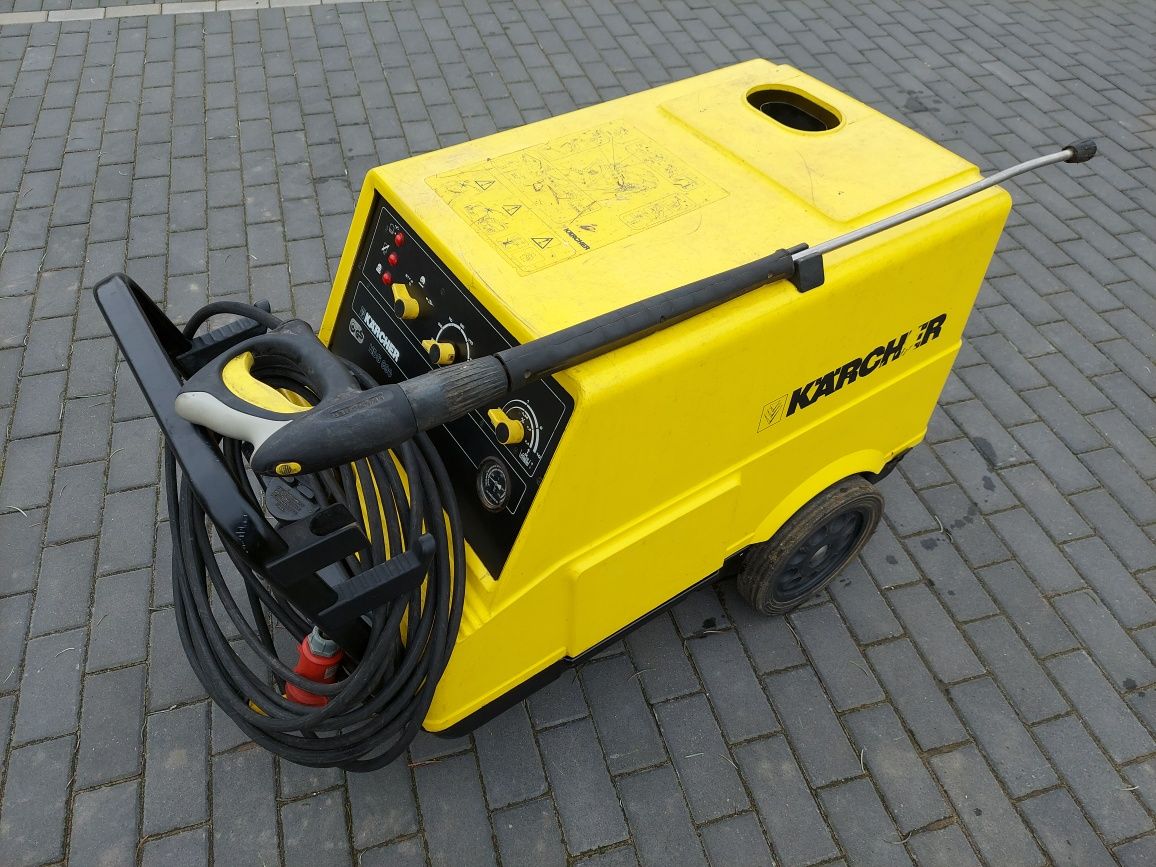 Myjka ciepłowodna Karcher HDS 890 ( 760 . 895 . 990 790