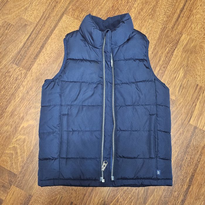 Жилетка, жилет GAP в идеальном состоянии желет для мальчика