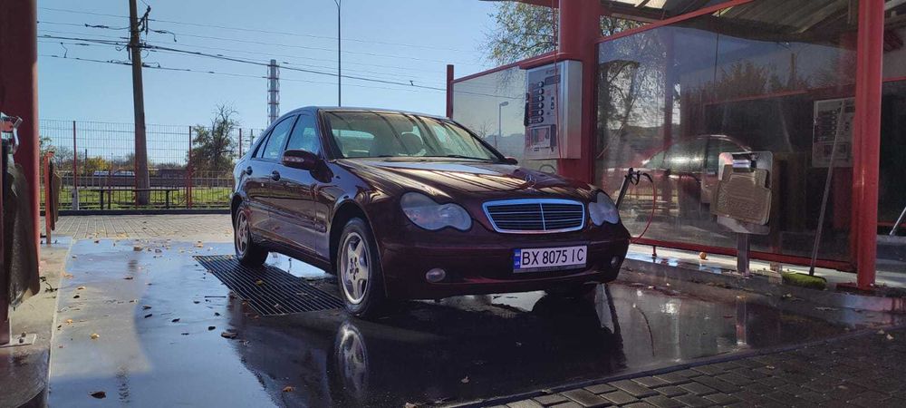 Mercedes-Benz C-Class 2001