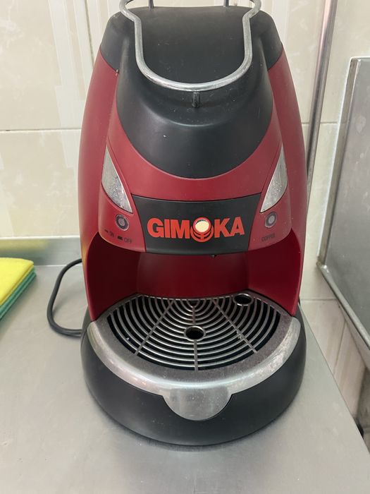 Maquinas recheio talho e café