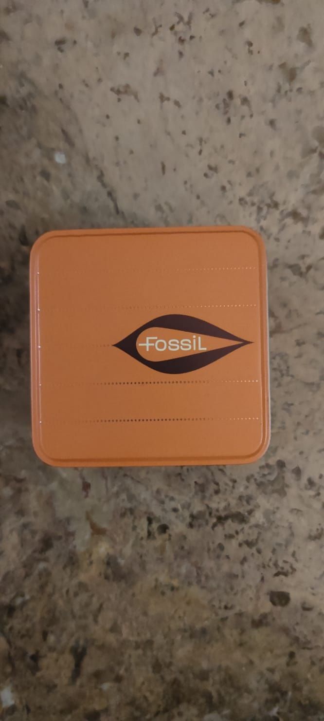 Relógio analógico masculino marca Fossil