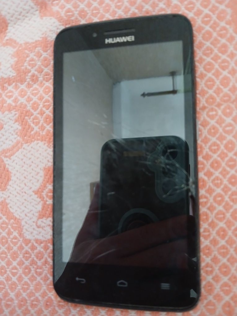 Мобильный телефон huawei ascend Y511 U30