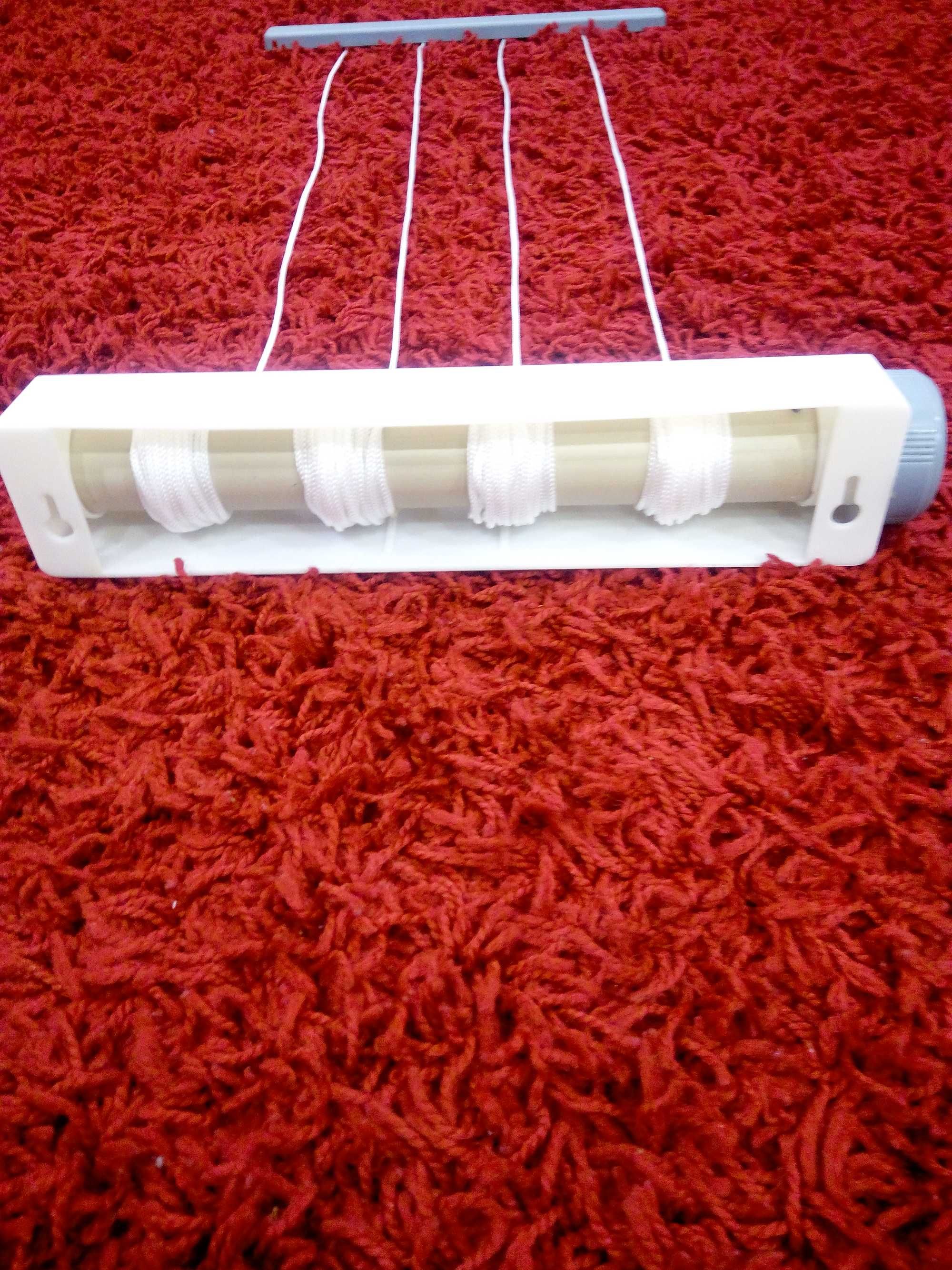 Білизняна мотузка для ванної кімнати