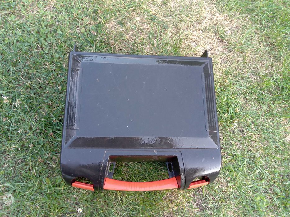 Sprzedam skrzynkę na narzędzia