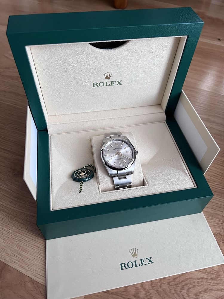 Rolex Oyster Perpetual 41 Silver