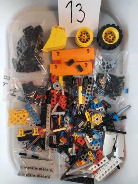 Zestaw klocków LEGO technik nr 13