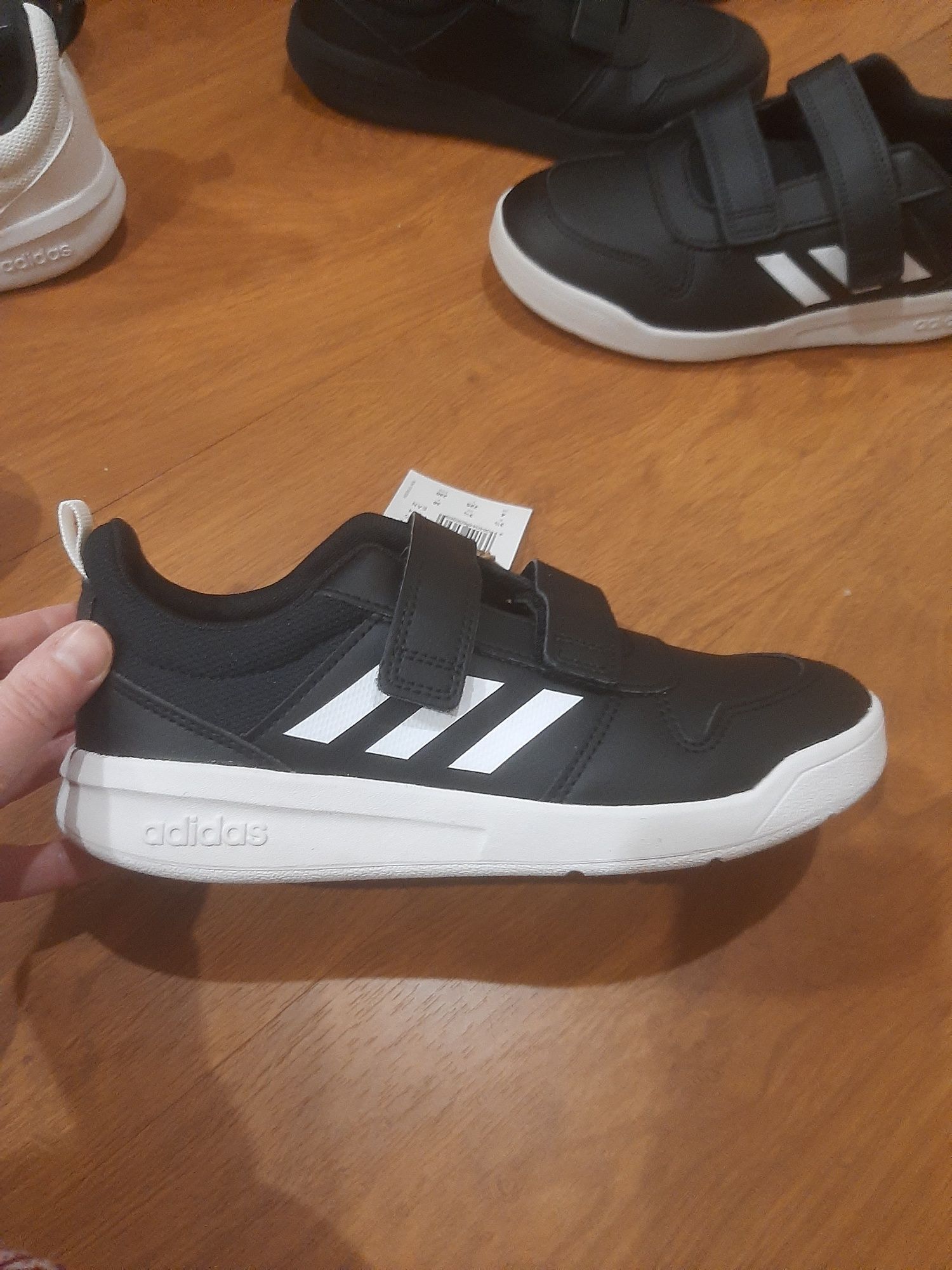 Кроссовки adidas р28,29,30,31,32,33,34,35,36,37,38,39,40 новые кожа ор
