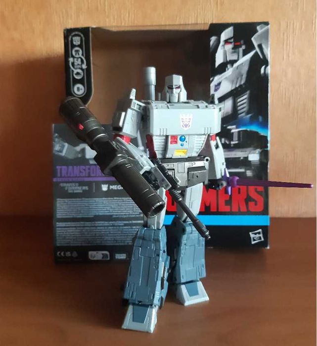 Transformers Studio Series 86 Leader Class Megatron