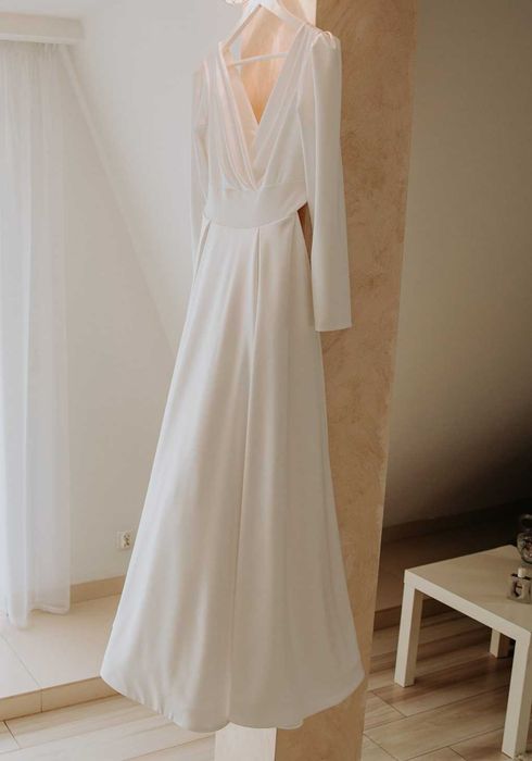 Suknia ślubna z odpinanym trenem rozmiar 38/40