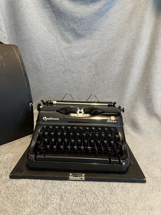 Maszyna do pisania Optima Elite