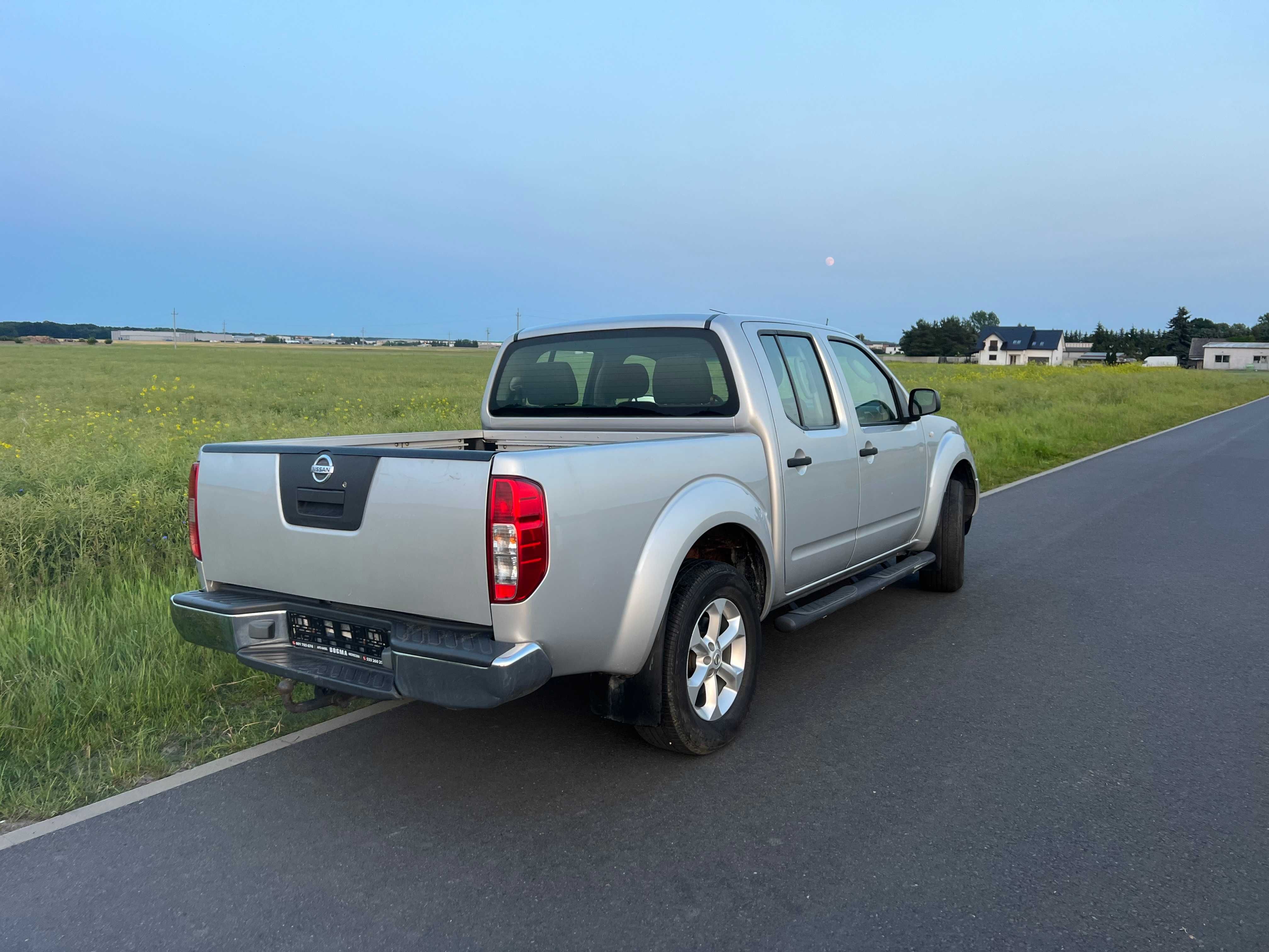 NISSAN NP300 NAVARA (D40) 2.5 dCi 4WD 174 KM