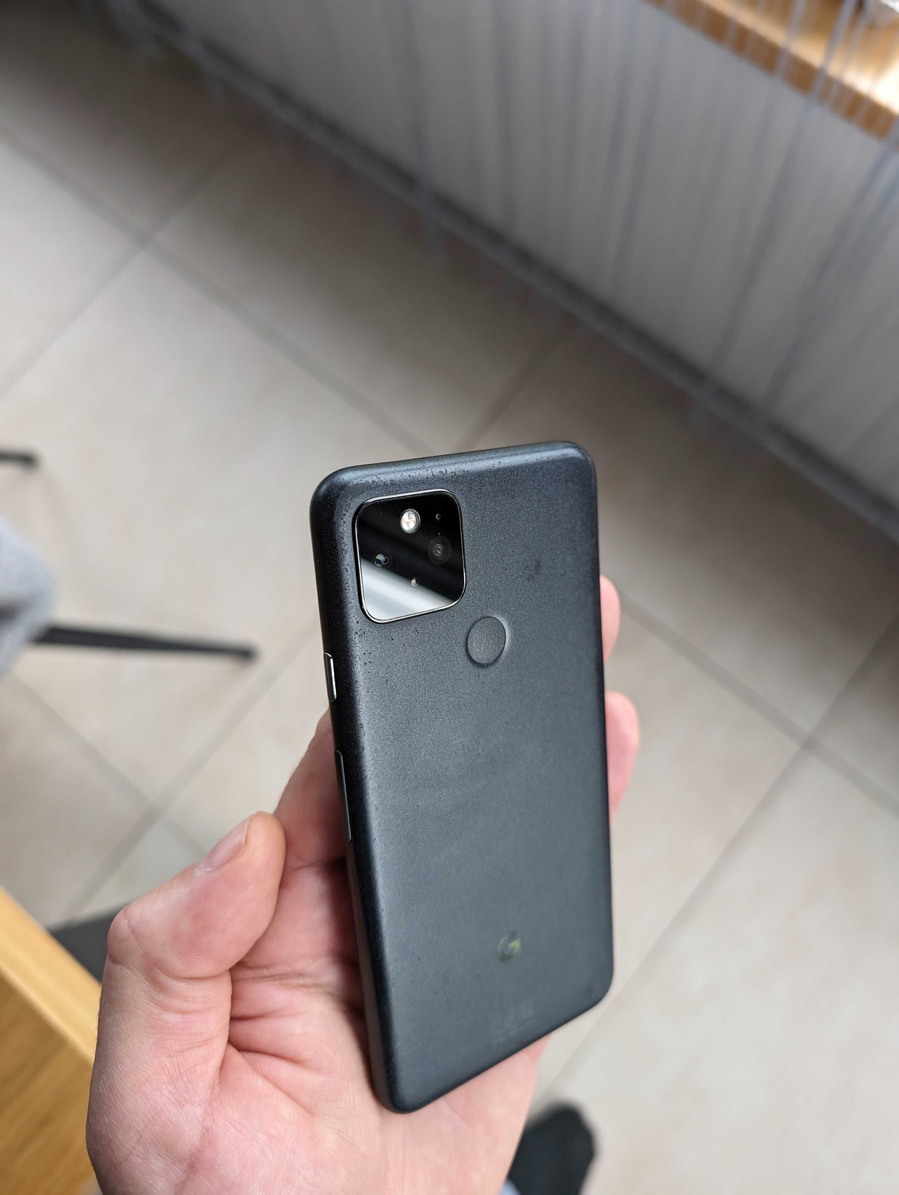 Telefon Google Pixel 5 8/128GB Czarny