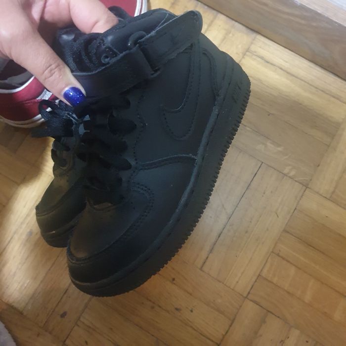 Sapatilhas nike pretas