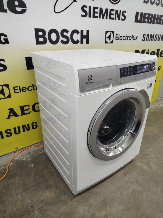 Пральна машина фірми Electrolux, 10 кг