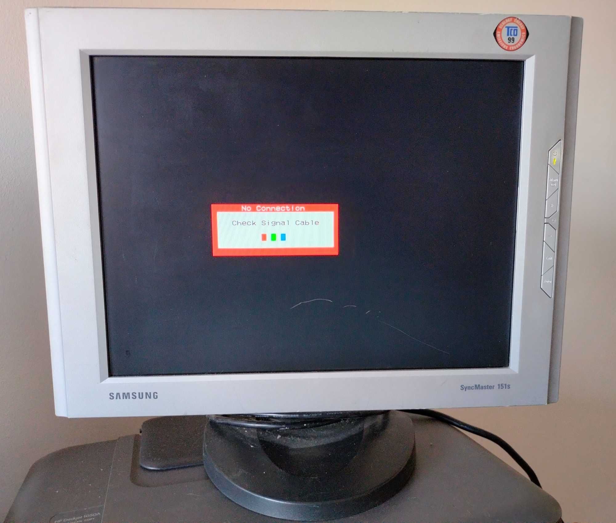 Monitor Samsung Syncmaster 151S